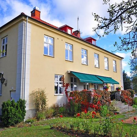 Bed and Breakfast Pensionat Praestgarden Töreboda Exterior foto